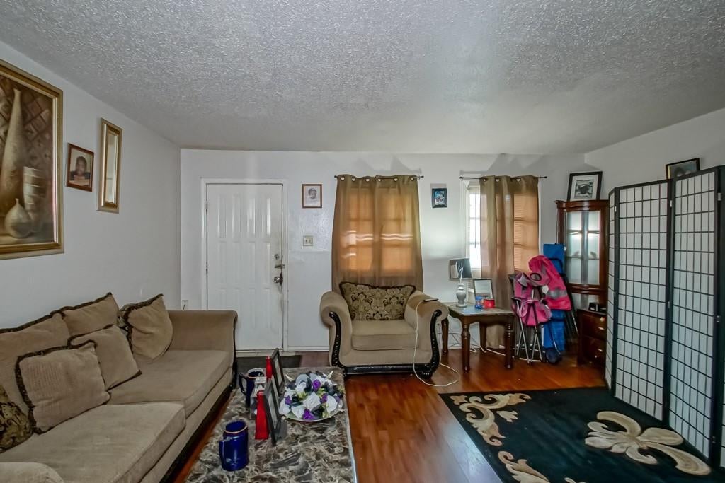 1016 DIMARCO Drive
