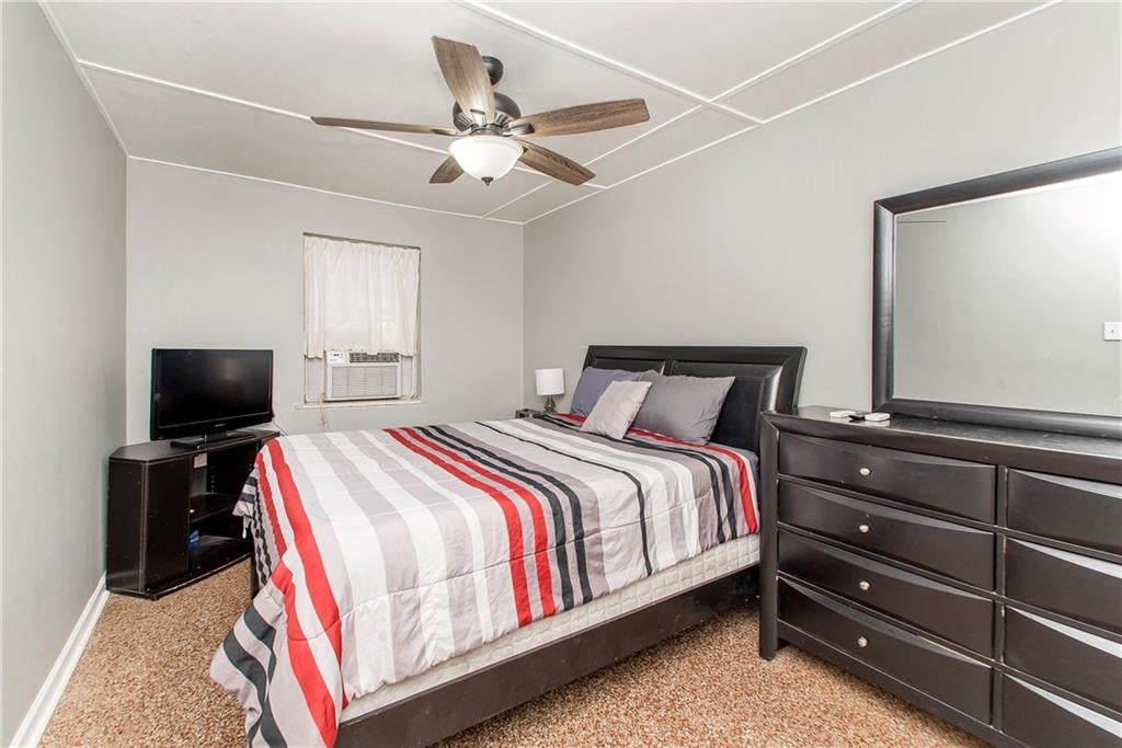 1031 HENRIETTE DELILLE Street 3