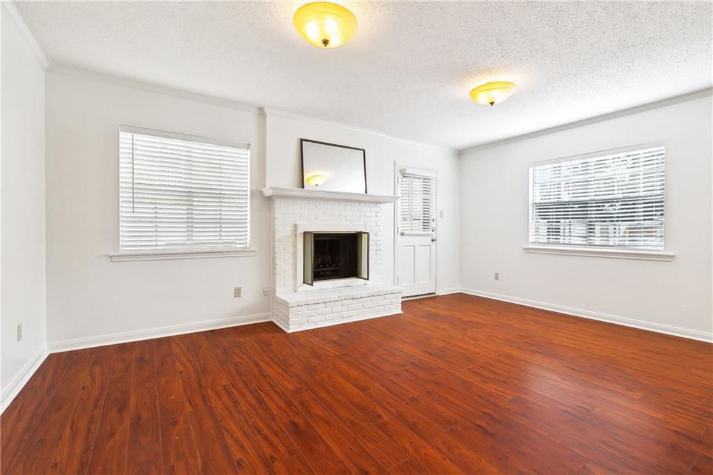 2812 STEAMSHIP Circle D