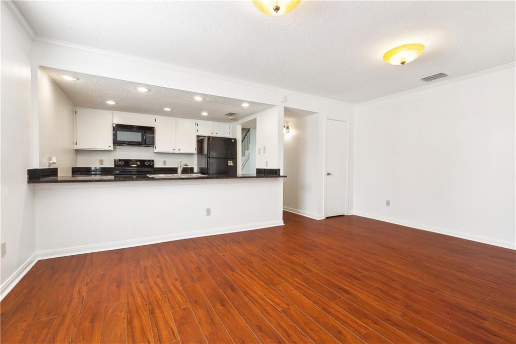 2812 STEAMSHIP Circle D
