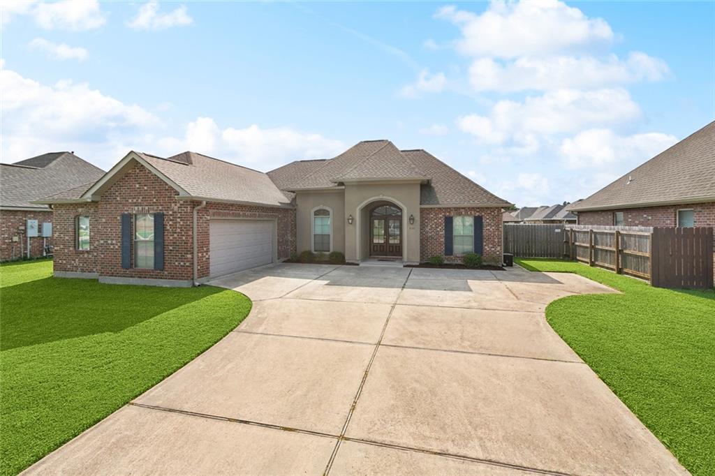 410 LAKEWOOD Drive
