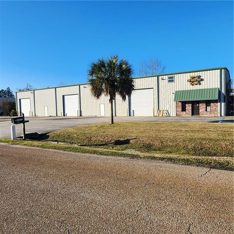 38183 COMMERCIAL Court Slidell LA 70458