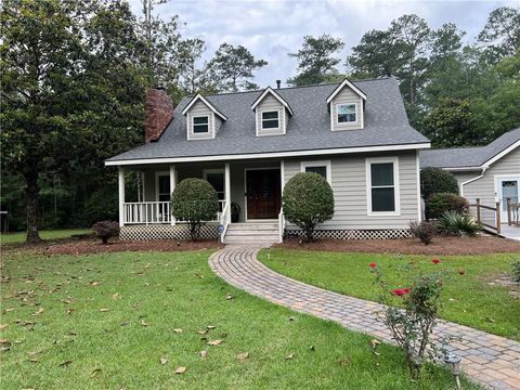 Photo of 61125 LYNNWOOD Drive, Lacombe, LA 70445 (MLS # 2558574)