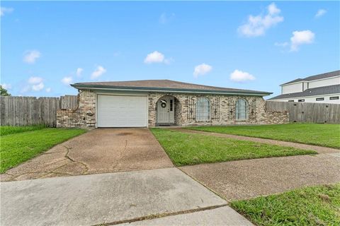 Photo of 3409 PLAZA Drive, Chalmette, LA 70043 (MLS # 2561231)