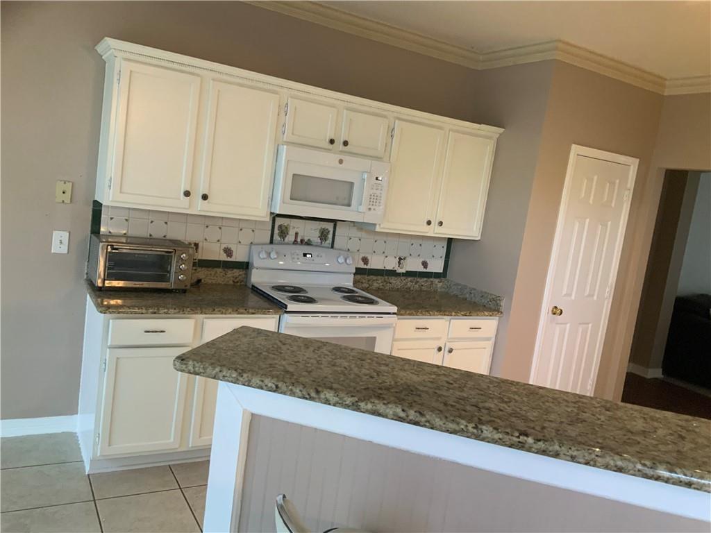 41 LAKE POWELL Court