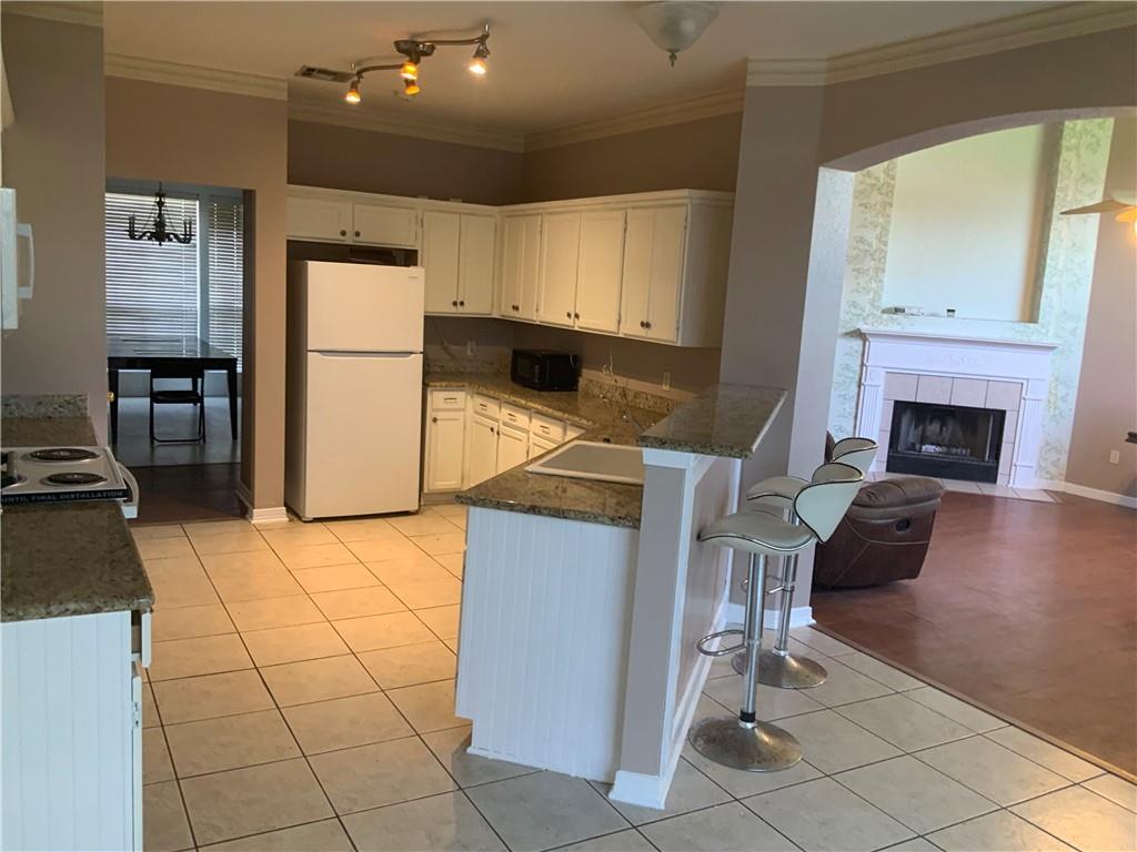 41 LAKE POWELL Court