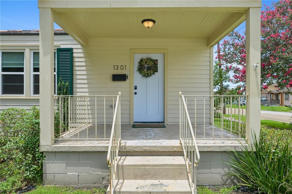 1301 FRANKLIN Avenue
