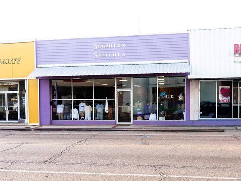 945 WASHINGTON Street Franklinton LA 70438