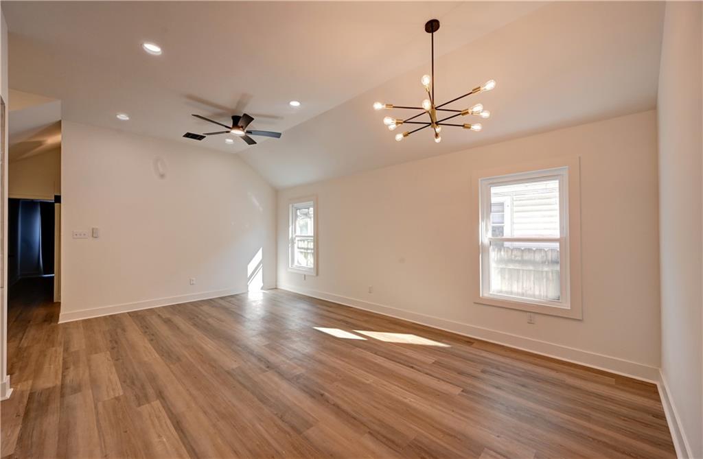 New Orleans, Louisiana 70113, United States, 3 Bedrooms Bedrooms, ,2 BathroomsBathrooms,Residential,Active,221252