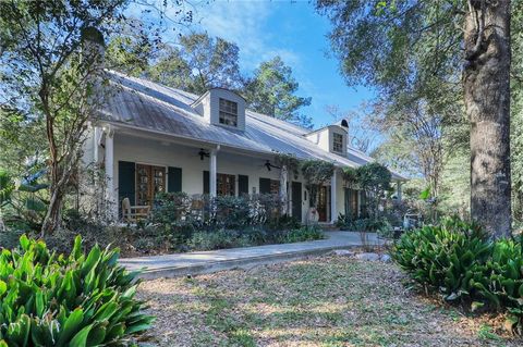 32 PINE EDGE Lane Covington LA 70435