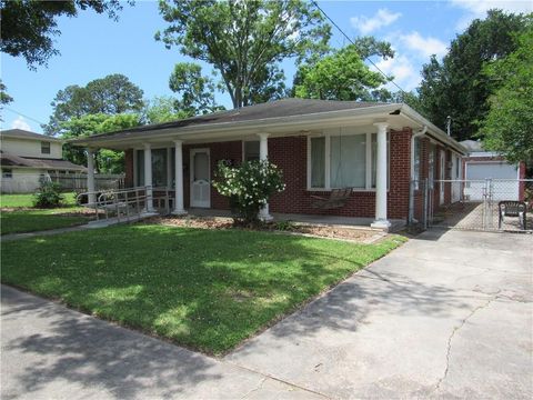 6735 W MAGNOLIA Boulevard Harahan LA 70123