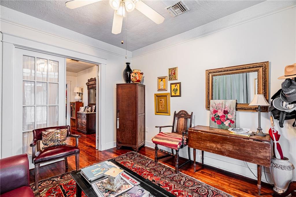 209-211 AUDUBON Street