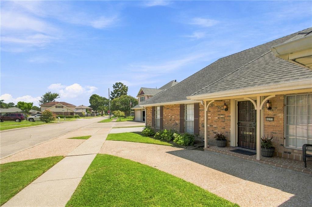4832 MURPHY Drive