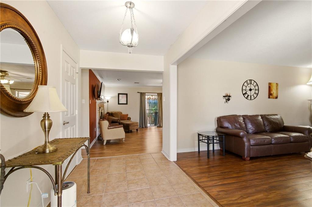 4832 MURPHY Drive