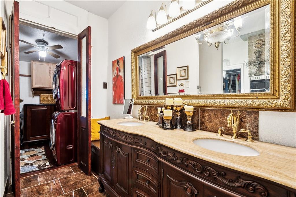 New Orleans, Louisiana 70114, United States, 3 Bedrooms Bedrooms, ,2 BathroomsBathrooms,Residential,Active,33114