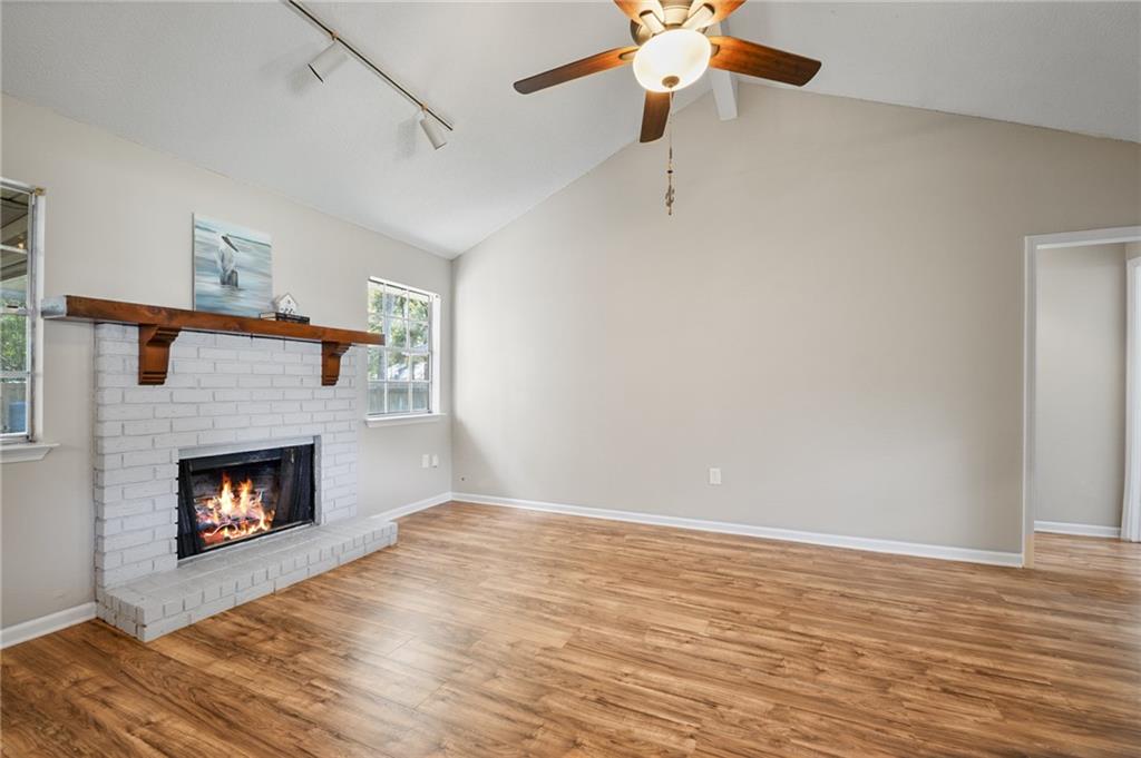 2761 RUE WELLER Street