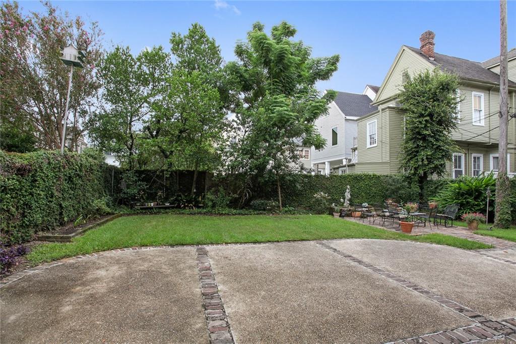 New Orleans, Louisiana 70115, United States, 3 Bedrooms Bedrooms, ,3 BathroomsBathrooms,Residential,Active,194568