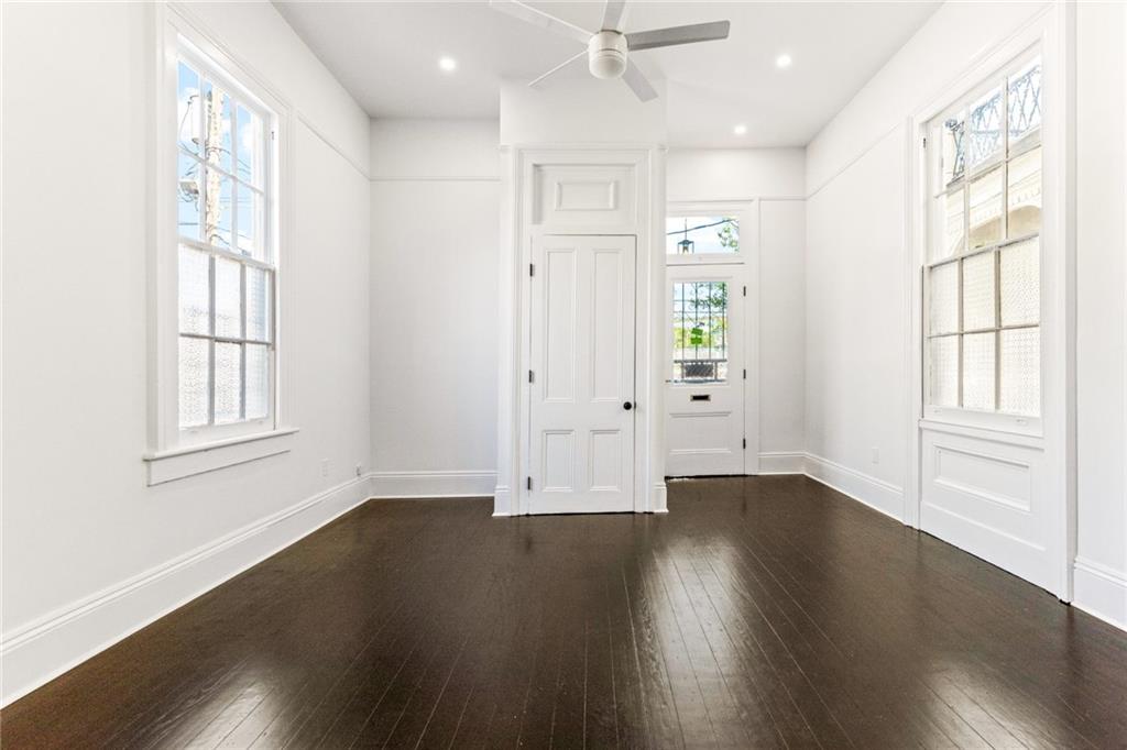 New Orleans, Louisiana 70115, United States, 2 Bedrooms Bedrooms, ,1 BathroomBathrooms,Residential,Active,128361
