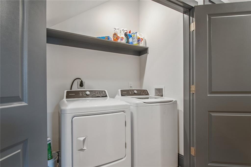 2808-2810 PHILIP Street