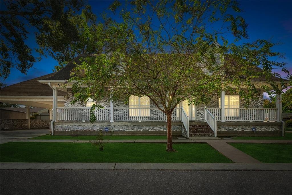 614 W JOSEPHINE Street