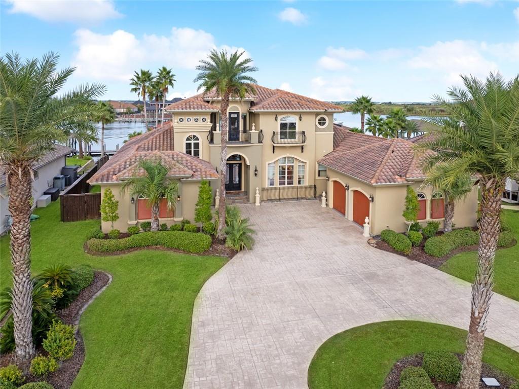 1489 LAKESHORE Boulevard