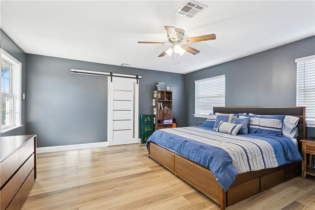 3751 MARION Avenue