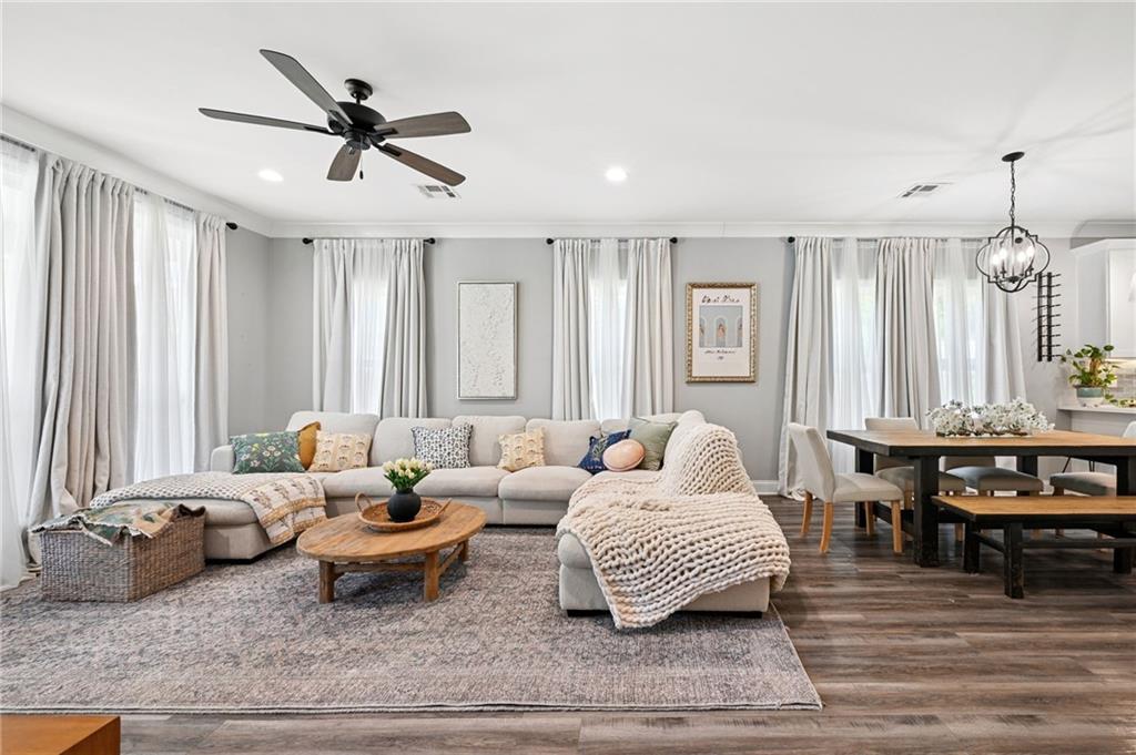 103 ABITA OAKS Boulevard