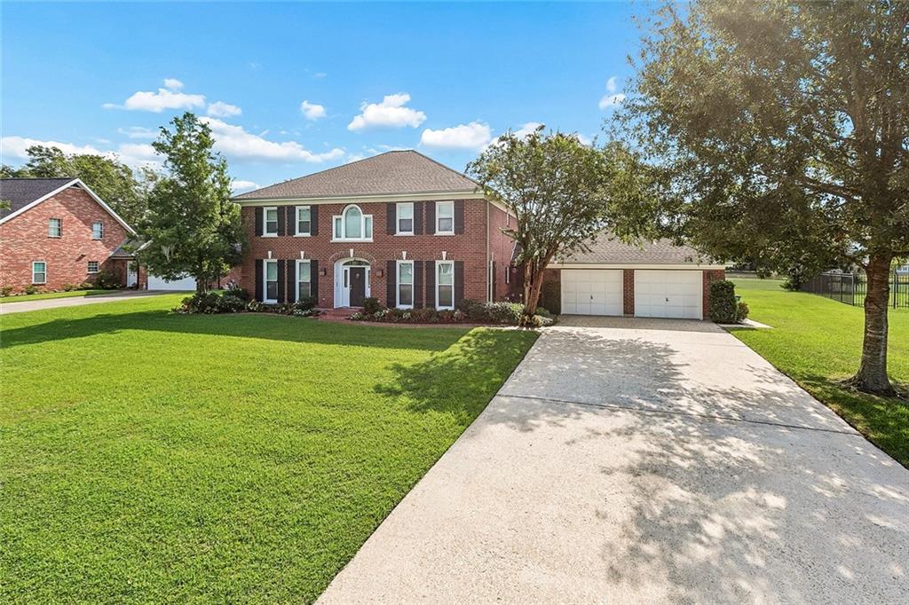 42 BOCAGE Drive