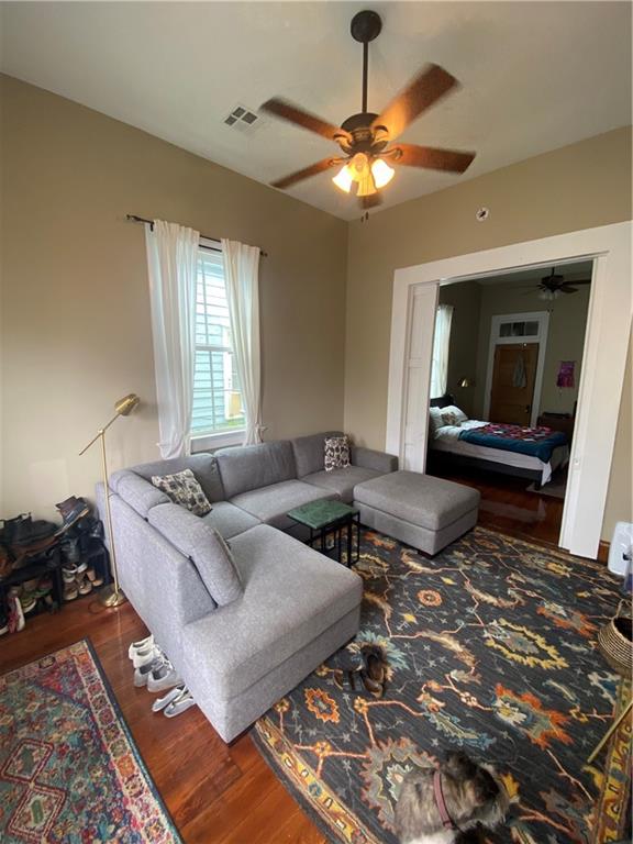 New Orleans, Louisiana 70119, United States, 2 Bedrooms Bedrooms, ,1 BathroomBathrooms,Residential,Active,65764