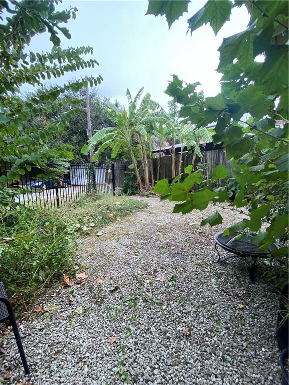 New Orleans, Louisiana 70119, United States, 2 Bedrooms Bedrooms, ,1 BathroomBathrooms,Residential,Active,65764