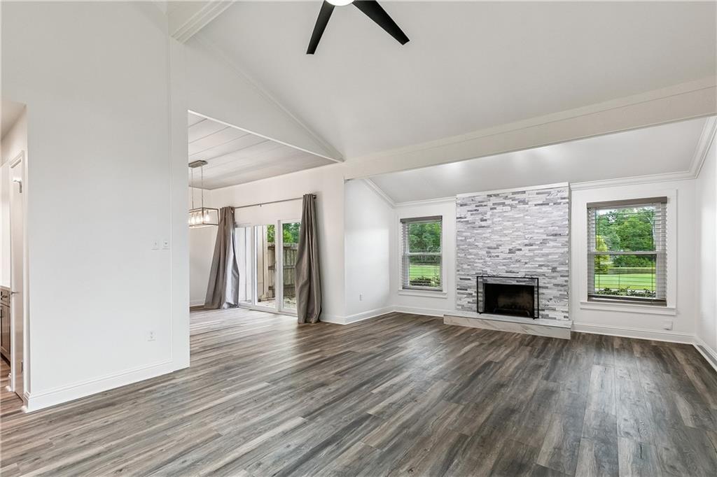 62 N COURT VILLA Drive 62