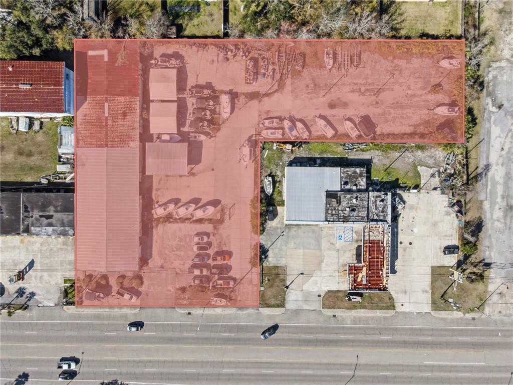 3663 PONTCHARTRAIN Drive