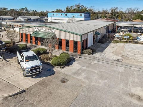 3663 PONTCHARTRAIN Drive Slidell LA 70458