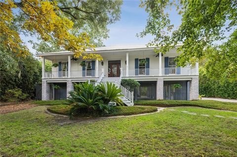 2610 JEFFERSON Street Mandeville LA 70448