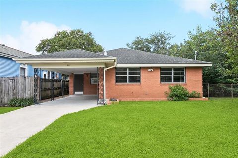 315 SHREWSBURY Court Jefferson LA 70121