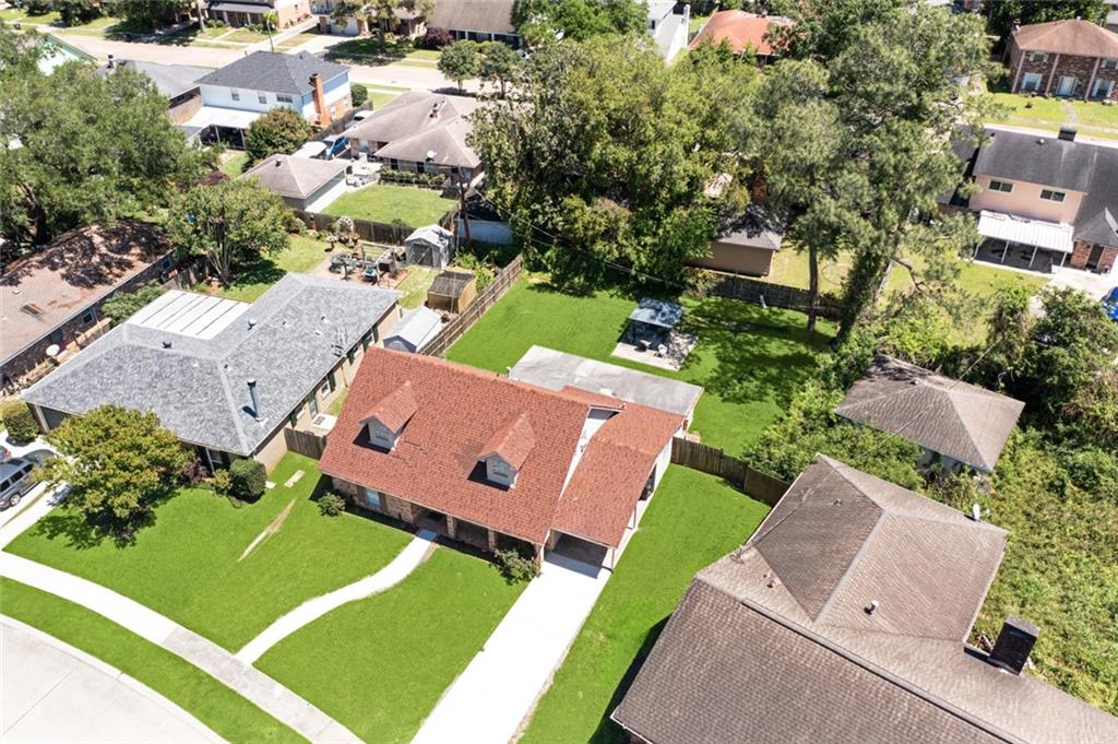 3738 SOMERSET Drive