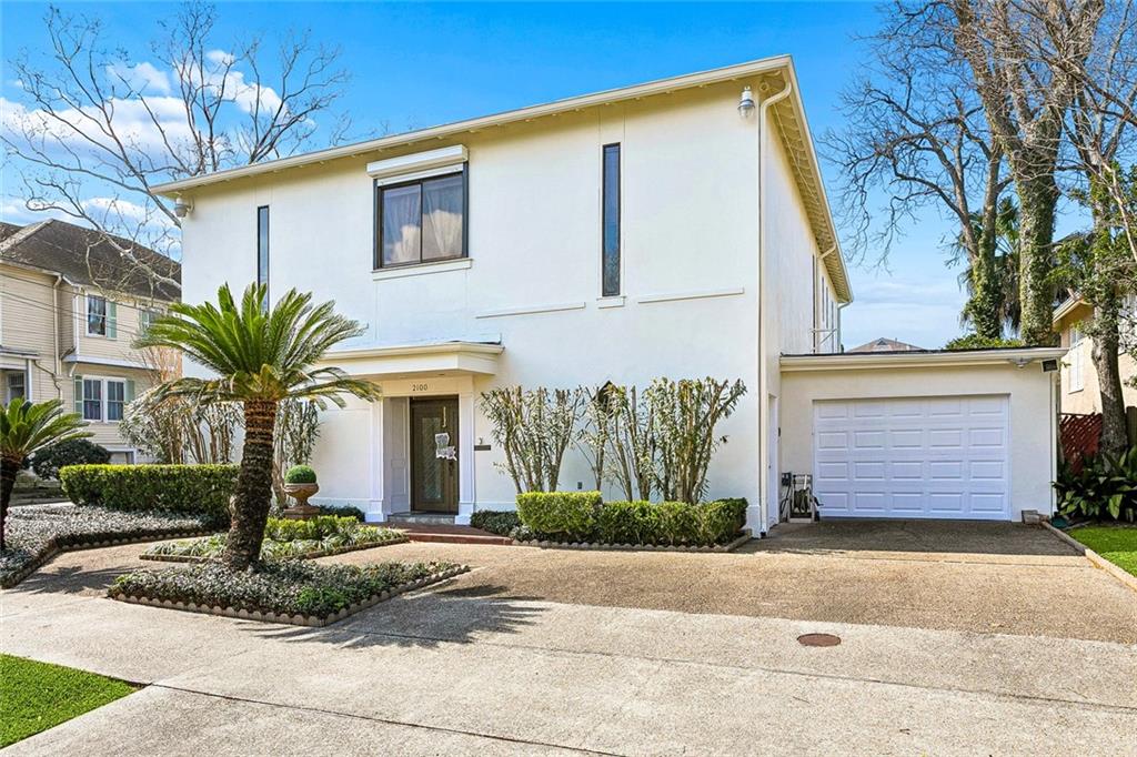 2100 JEFFERSON Avenue