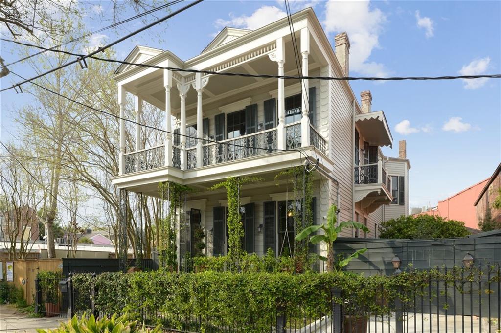 View New Orleans, LA 70130 multi-family property