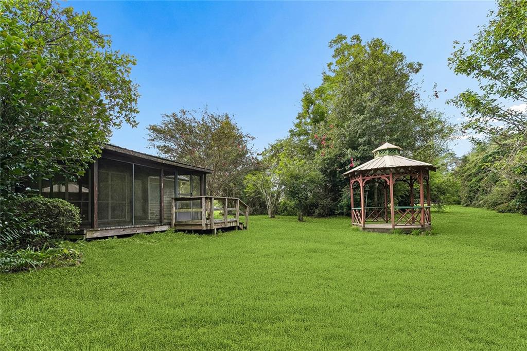 119 ORLEANS Avenue