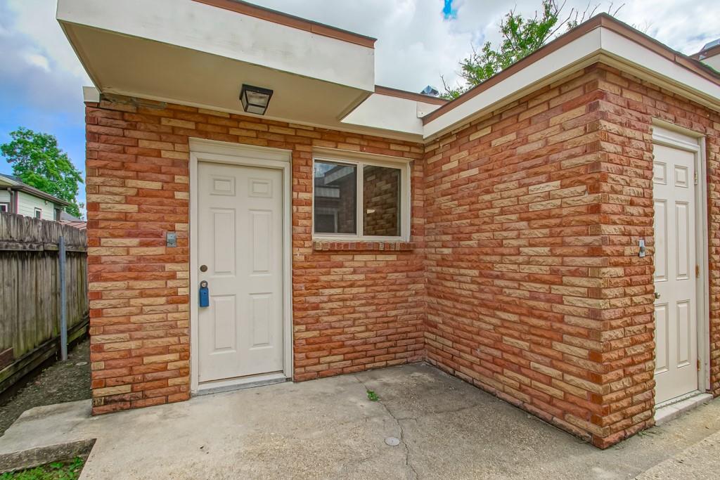 1029-29.5 31 PORTER Street