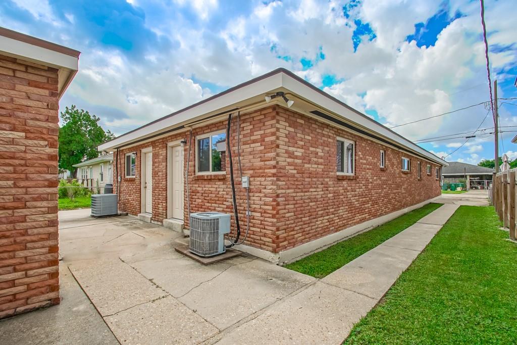 1029-29.5 31 PORTER Street