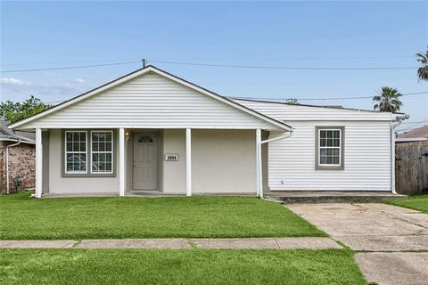Photo of 3804 W LOUISIANA STATE Drive, Kenner, LA 70065 (MLS # 2553217)