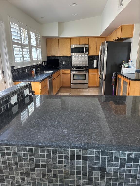 New Orleans, Louisiana 70124, United States, 3 Bedrooms Bedrooms, ,3 BathroomsBathrooms,Residential,Active,154923