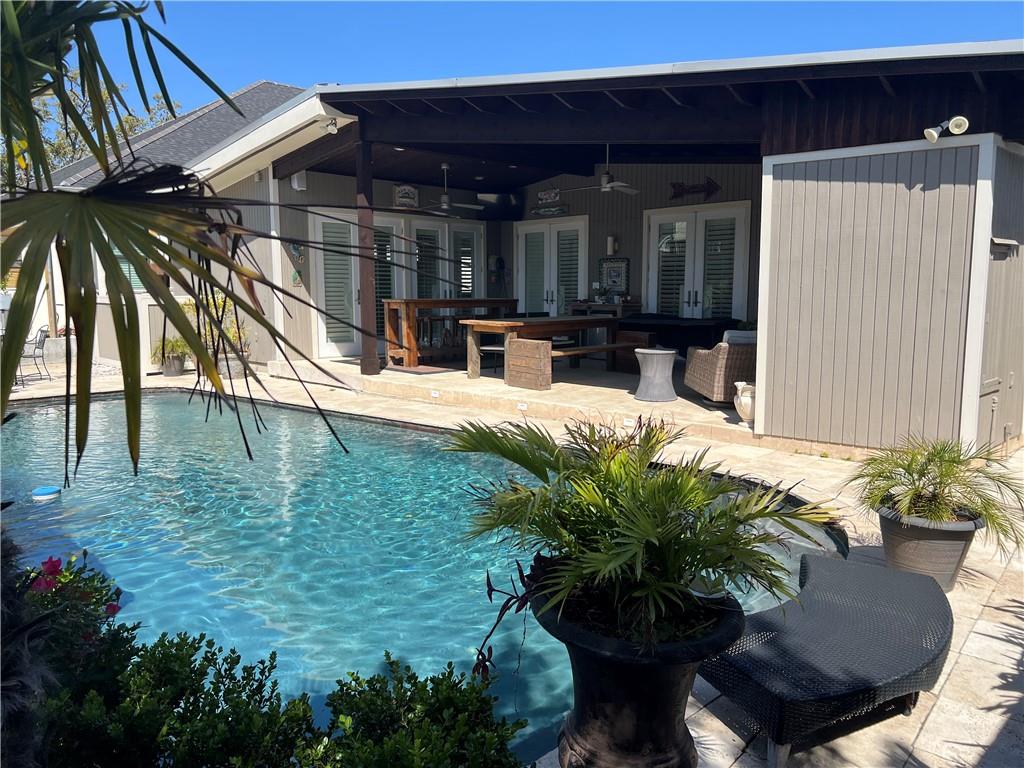 New Orleans, Louisiana 70124, United States, 3 Bedrooms Bedrooms, ,3 BathroomsBathrooms,Residential,Active,154923