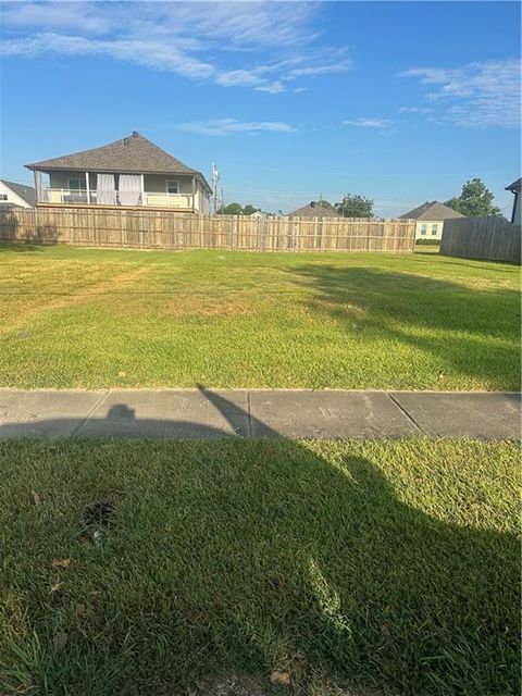 1912 KARL Drive Arabi LA 70032