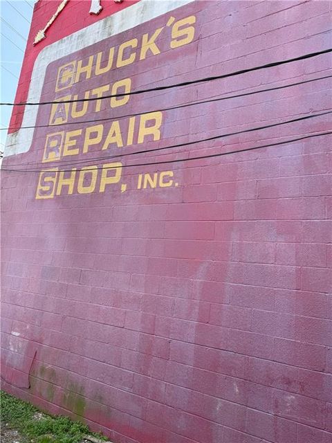 3728 DOWNMAN Road New Orleans LA 70126