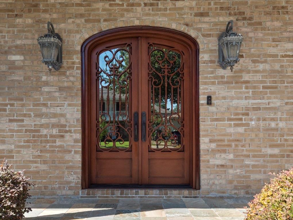 4718 TAFT Park