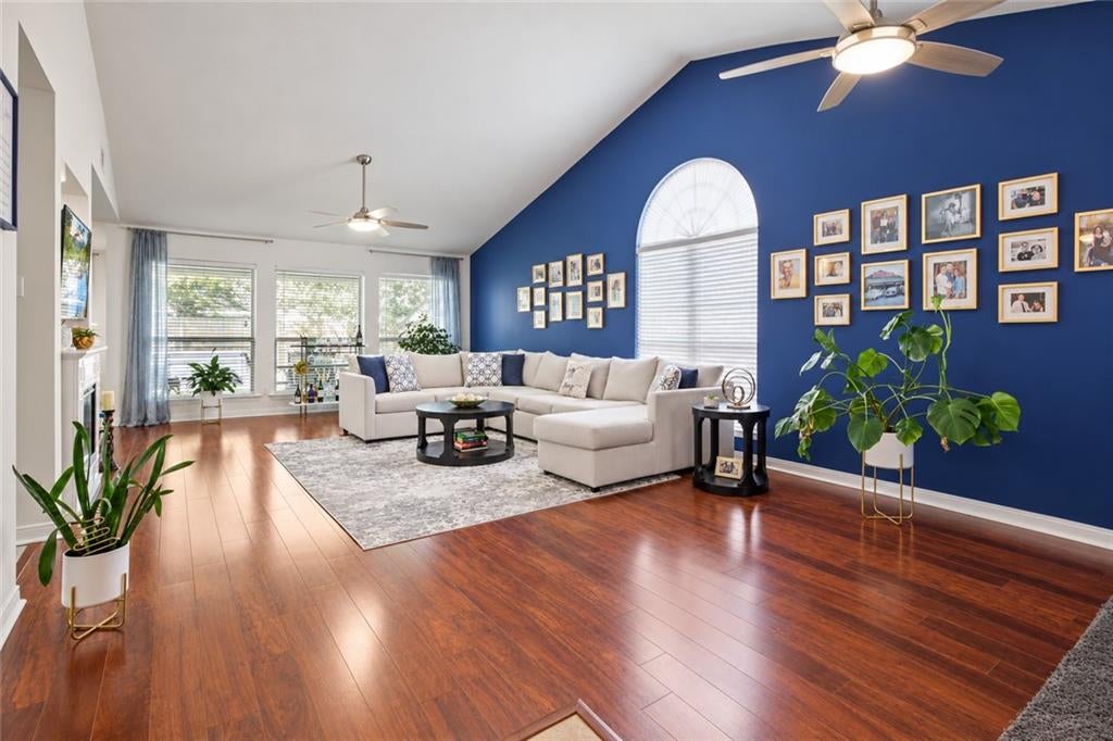 1009 DEBORAH Drive