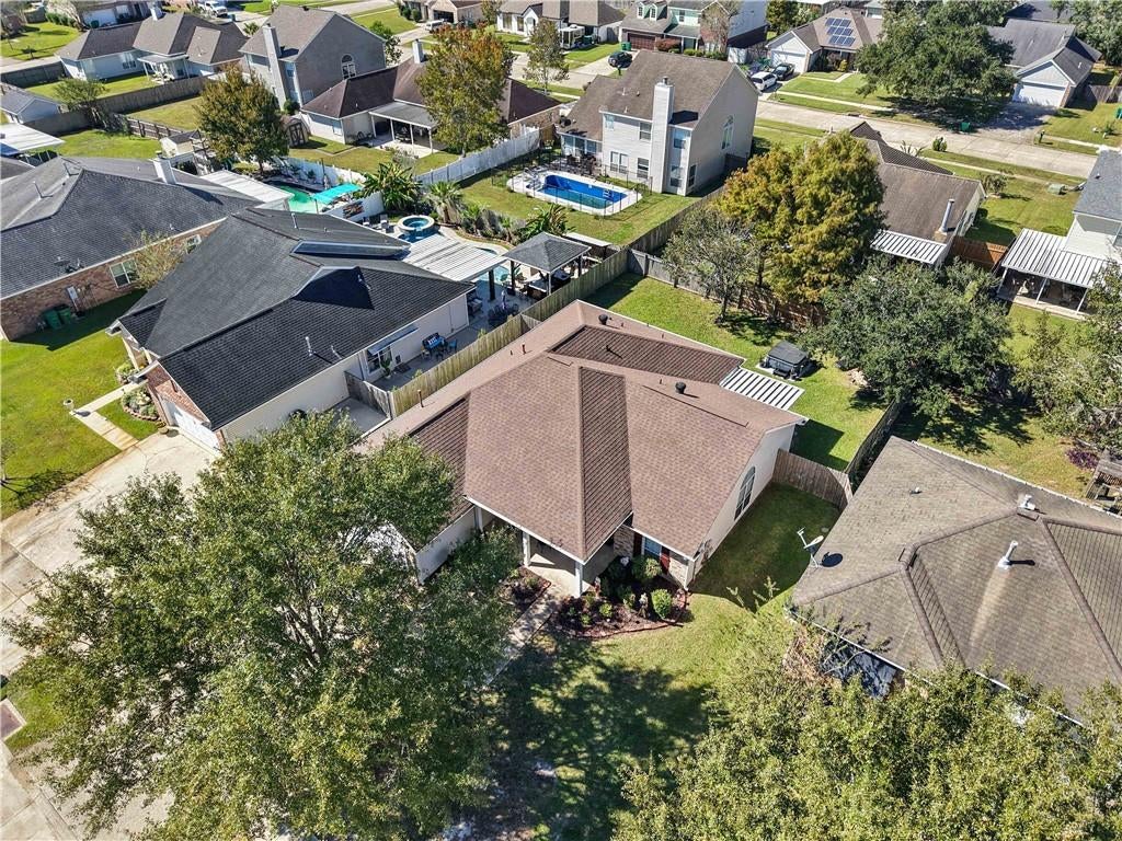 1009 DEBORAH Drive