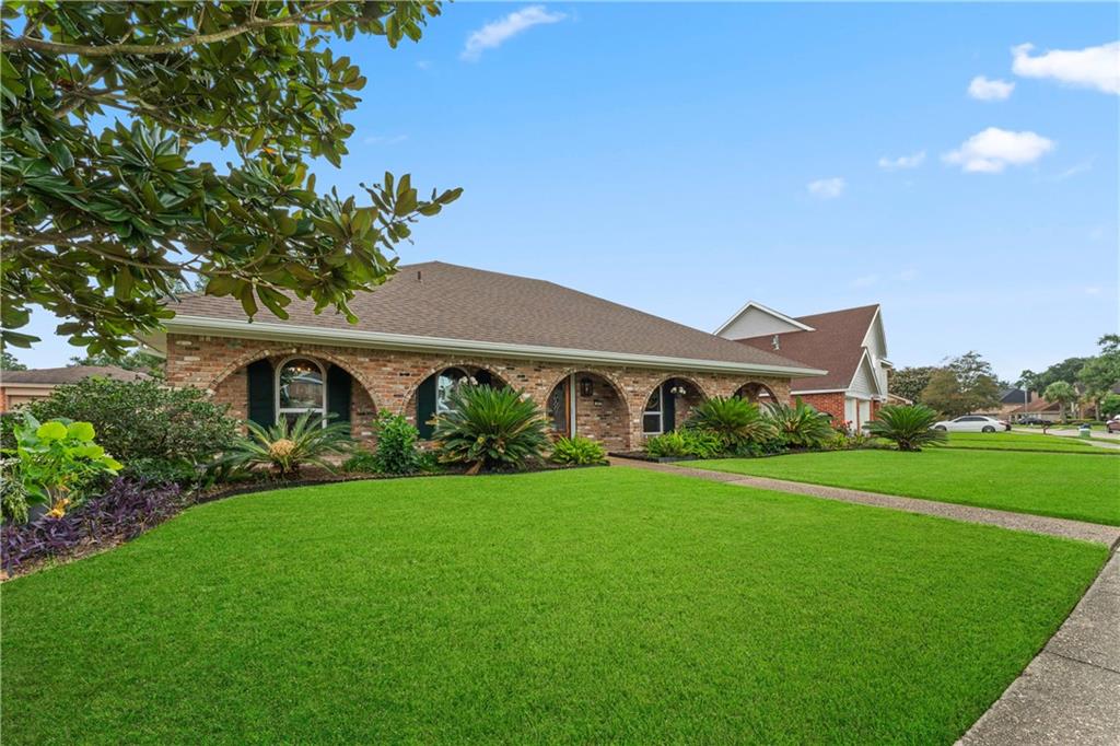 25 YOSEMITE Drive